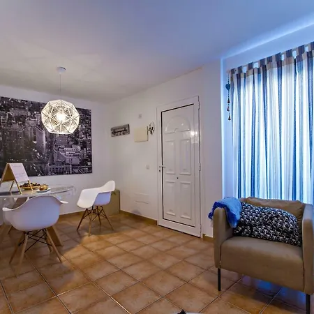 Casa Alvaria *